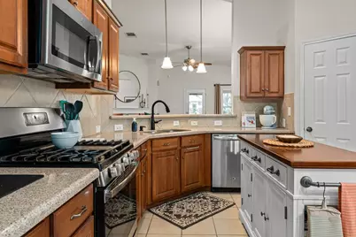 3804 Hidden Lake Crossing, Pflugerville, TX 78660 - Photo 4
