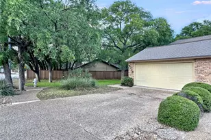 8305 Greenslope Dr, Austin, TX 78759 - Photo 2