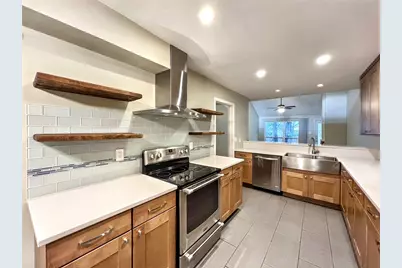 8305 Greenslope Drive, Austin, TX 78759 - Photo 10