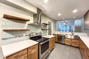 8305 Greenslope Dr, Austin, TX 78759 - Photo 10