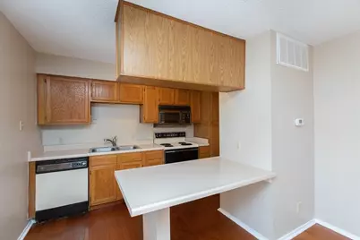 3115 Helms Street #201, Austin, TX 78705 - Photo 6