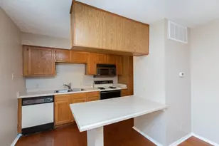 3115 Helms St, Austin, TX 78705 - Photo 6