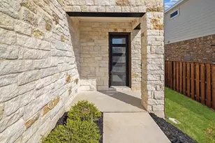 1413 Kneehigh Ln, Georgetown, TX 78633 - Photo 4