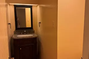 1748 Timberwood Dr, Austin, TX 78741 - Photo 10