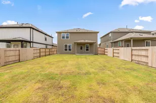 300 Daniels Dusty Trl, Georgetown, TX 78626 - Photo 10