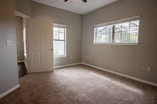 2320 Gracy Farms Ln, Austin, TX 78758 - Photo 10