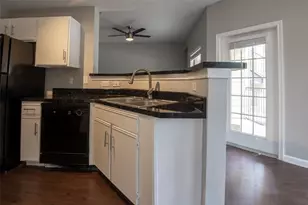 2320 Gracy Farms Ln, Austin, TX 78758 - Photo 8