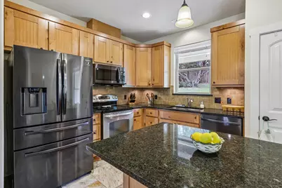 1058 Daviot Drive, Spicewood, TX 78669 - Photo 12