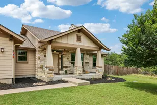 1058 Daviot Dr, Spicewood, TX 78669 - Photo 4