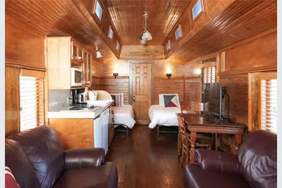 1001 King Court, Kingsland, TX 78639 - Photo 12