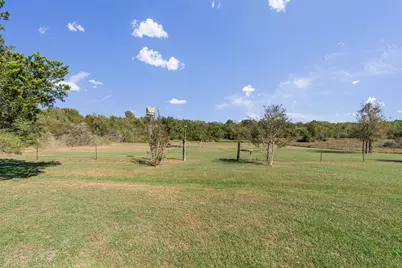 268 County Road 476, Thrall, TX 76578 - Photo 40