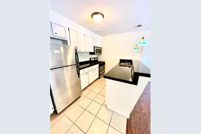 304 E 33rd Street #9, Austin, TX 78705 - Photo 10