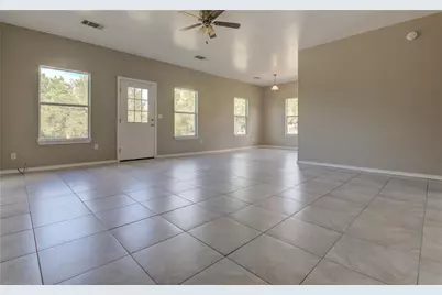 135 Valle Verde Drive, Del Valle, TX 78617 - Photo 4