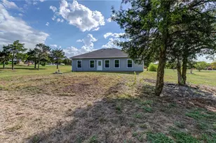 135 Valle Verde Dr, Del Valle, TX 78617 - Photo 22