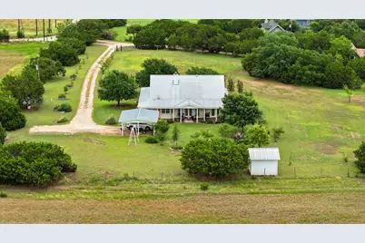 1505 Cr 315, Jarrell, TX 76537 - Photo 36