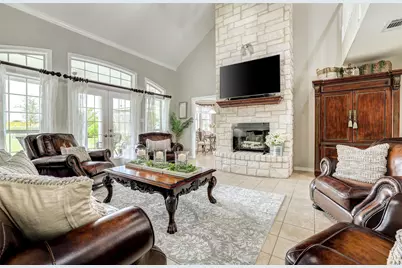 1505 Cr 315, Jarrell, TX 76537 - Photo 10