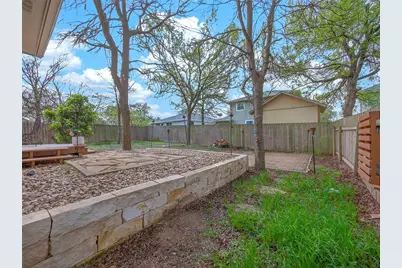 103 Songbird Court, Cedar Creek, TX 78612 - Photo 32