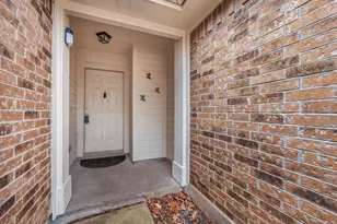 103 Songbird Ct, Cedar Creek, TX 78612 - Photo 2