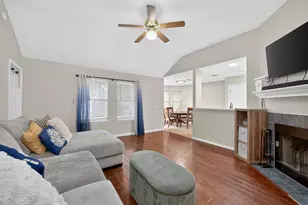 103 Songbird Ct, Cedar Creek, TX 78612 - Photo 4