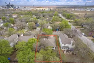 103 Songbird Ct, Cedar Creek, TX 78612 - Photo 34