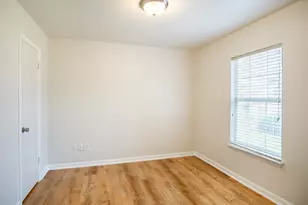 13408 Coomes Dr, Del Valle, TX 78617 - Photo 10