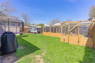 11010 3rd Street, Jonestown, TX 78645 - Photo 16