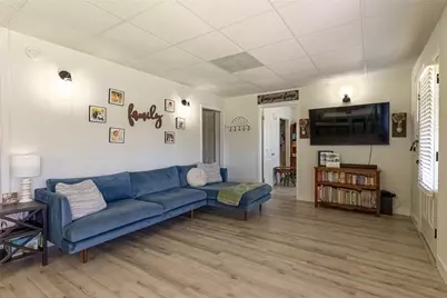 11010 3rd Street, Jonestown, TX 78645 - Photo 4