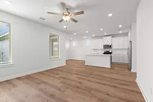 705 Salamander St, San Marcos, TX 78666 - Photo 4