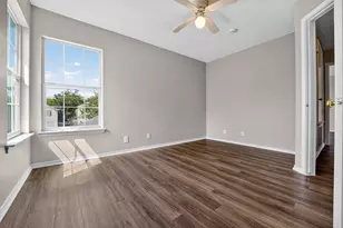 1422 Meadow Pkwy, San Marcos, TX 78666 - Photo 16