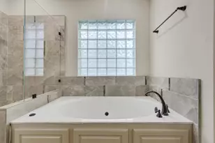 6008 Tributary Ridge Ct, Austin, TX 78759 - Photo 16