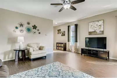 2240 McCombs Street, Georgetown, TX 78626 - Photo 4