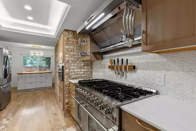 4202 Oak Creek Drive, Austin, TX 78727 - Photo 10