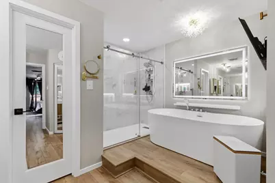 4202 Oak Creek Drive, Austin, TX 78727 - Photo 18