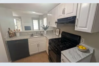 1711 Burton Drive #B, Austin, TX 78741 - Photo 2