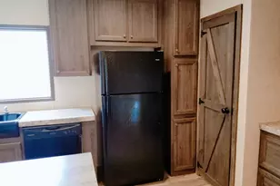 2409 County Rd 313, Jarrell, TX 76537 - Photo 8