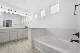 550 Los Aliso Court, Liberty Hill, TX 78624 - Photo 22