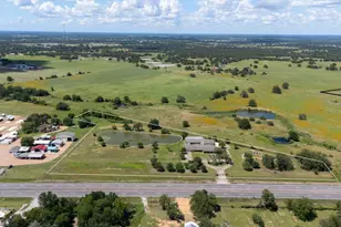 3345 E Austin St, Giddings, TX 78942 - Photo 1