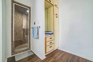 1 Crystal Springs Ct Ct, The Hills, TX 78738 - Photo 22