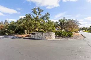 1 Crystal Springs Ct Ct, The Hills, TX 78738 - Photo 36