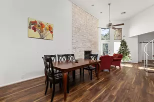 1 Crystal Springs Ct Ct, The Hills, TX 78738 - Photo 6