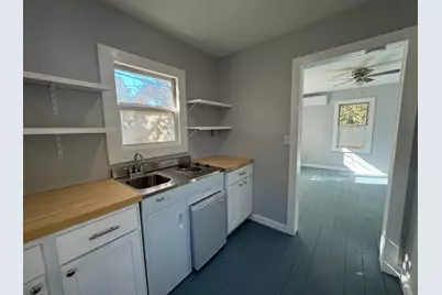 511 Main Street, Martindale, TX 78655 - Photo 4