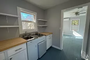 511 Main St, Martindale, TX 78655 - Photo 4