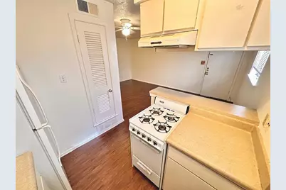 4204 Speedway #103, Austin, TX 78751 - Photo 6