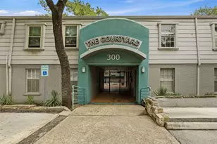 300 Crockett St, Austin, TX 78704 - Photo 2