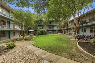 300 Crockett St, Austin, TX 78704 - Photo 4