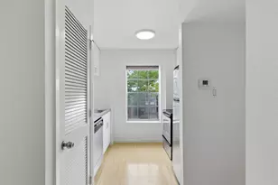 300 Crockett St, Austin, TX 78704 - Photo 12