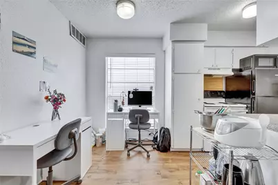 2803 Hemphill Park #B106, Austin, TX 78705 - Photo 6