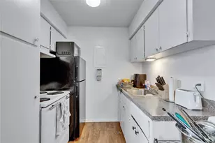 2803 Hemphill Park, Austin, TX 78705 - Photo 8