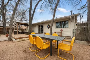 6216 Thurgood Ave, Austin, TX 78721 - Photo 26