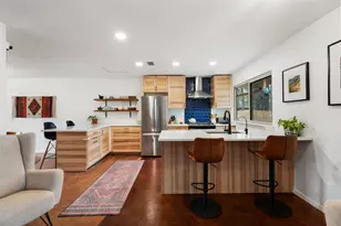 6216 Thurgood Ave, Austin, TX 78721 - Photo 2